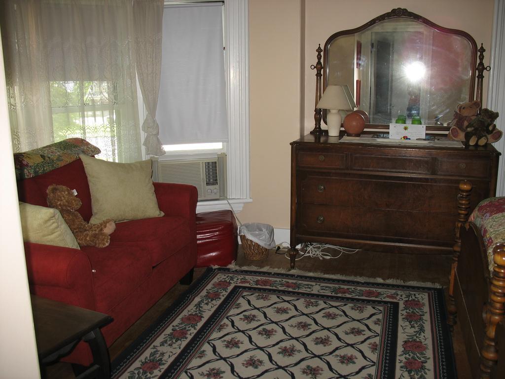 Hugging Bear Inn Bellows Falls Buitenkant foto