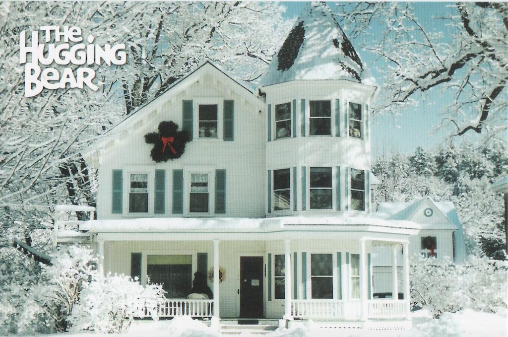 Hugging Bear Inn Bellows Falls Buitenkant foto